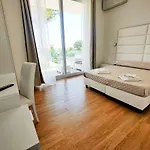 Artemide Mare 3*
