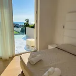 Hotel Artemide Mare 3*