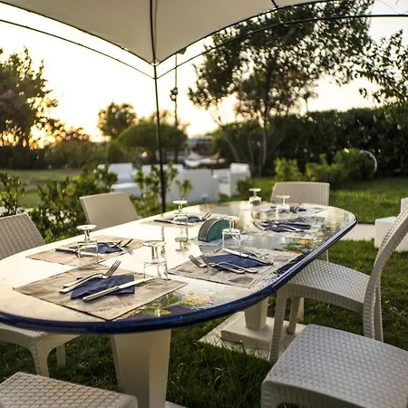 Отель Artemide Mare