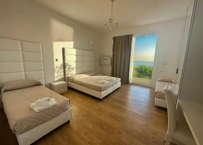 Artemide Mare Hotel 3*