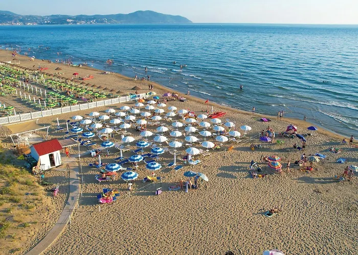 Artemide Mare Hotel 3*