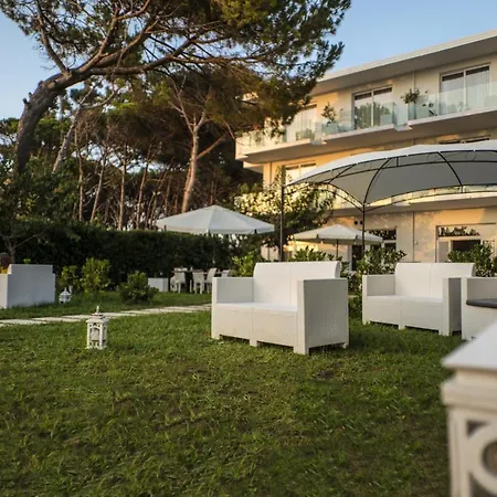 Artemide Mare Hotel 3*
