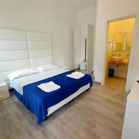 فندق Artemide Mare 3*