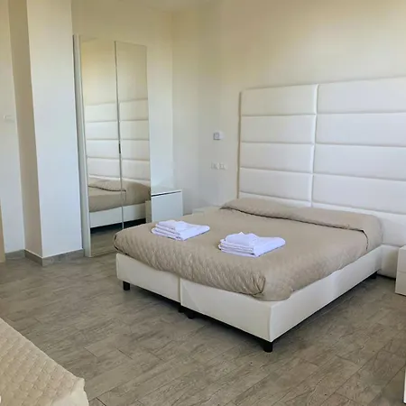 Hotel Artemide Mare 3*