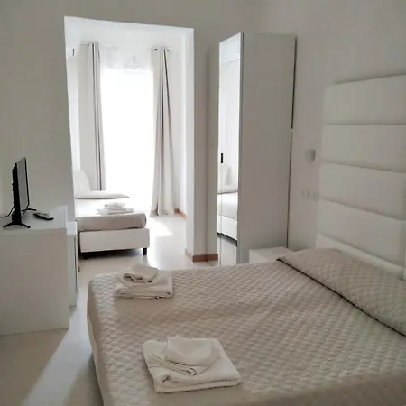 Artemide Mare Hotel 3*