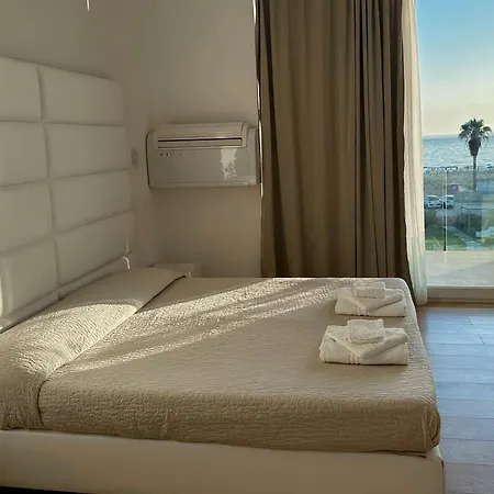 Hotel Artemide Mare Paestum