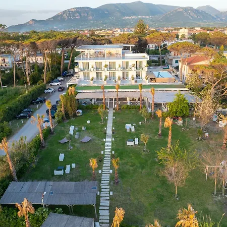 Hotel Artemide Mare Paestum