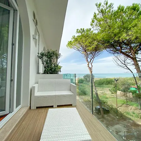 فندق Artemide Mare بييسْتوم
