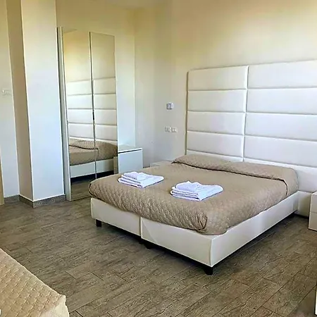 Artemide Mare 3*