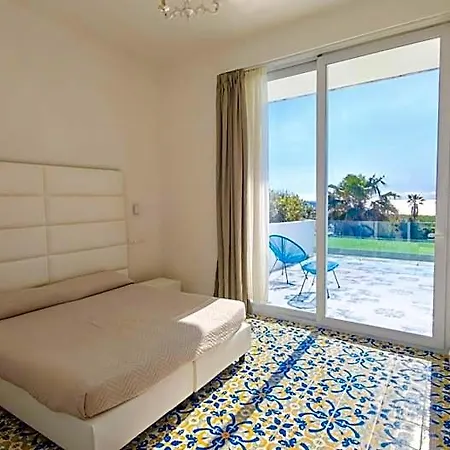 מלון Artemide Mare פסטום